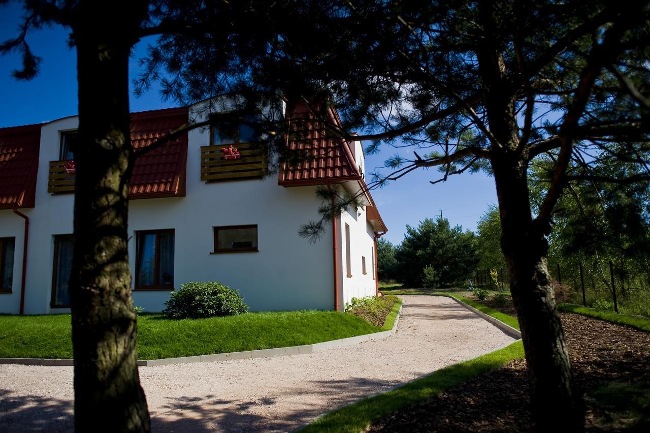 Miodowy Zakatek Caloroczne Domki I Pokoje Przy Suntago, Deepspot, Pyszne Sniadania, Grill, Ognisko Mszczonów Exterior foto